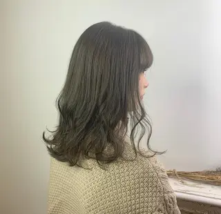 ロング カラー stylist店長 岡本真依のヘアスタイル