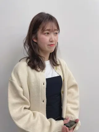 セミロング カラー スギヤマ ショウゴのヘアスタイル