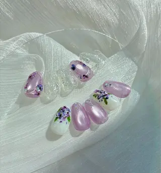ネイル 伊藤 菜緒のネイルデザイン