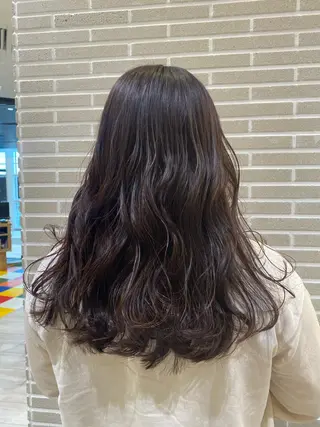 セミロング 植田 菜月のヘアスタイル