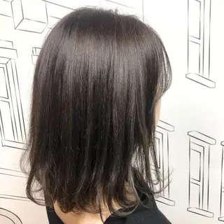 ミディアム カラー TOMOKA 艶髪/透明感カラーのヘアスタイル