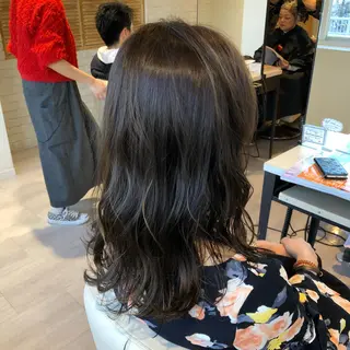 セミロング カラー 金子 富士のヘアスタイル