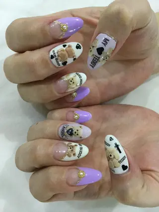 ネイル 💎🐰 saki. m 🐰💎のネイルデザイン