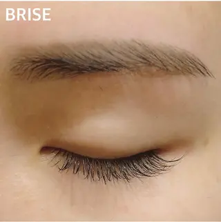 アイブロウ BRISE erikaのマツエク・マツパデザイン