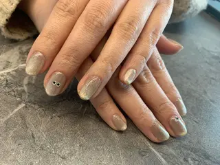 ネイル 芳賀 暦美のネイルデザイン