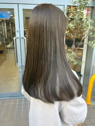 ロング カラー しの　ゆきの THE REMMYのヘアスタイル