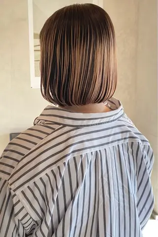 カラー 阪口 真由子のヘアスタイル