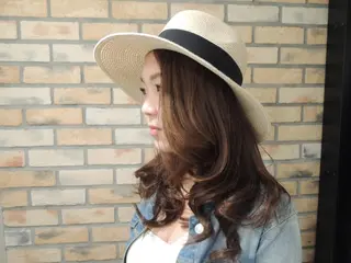 カラー ヘアアレンジ 烏山 達也のヘアスタイル