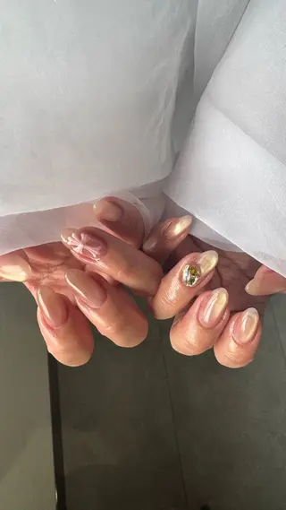 ネイル nail salon　neige所属・向井 唯紀世のネイルデザイン