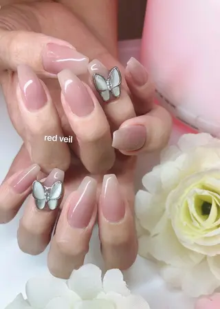 セミロング ネイル 長さ出し専門 nynaのネイルデザイン