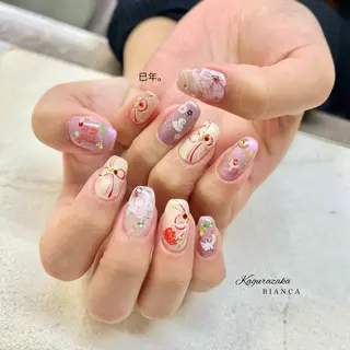 ネイル BIANCA Ouchidaのネイルデザイン