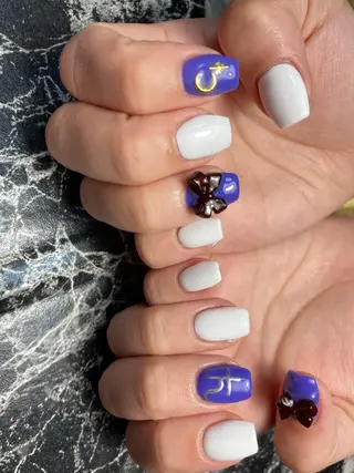 ショート ネイル ✴︎ Delightのネイルデザイン