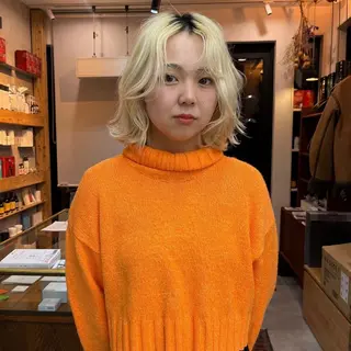 ショート カラー ブロンド／ブリーチ 【SITY.】のヘアスタイル