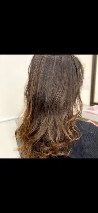 ロング カラー 中崎町／似合わせ cut🔸山路ナオコのヘアスタイル