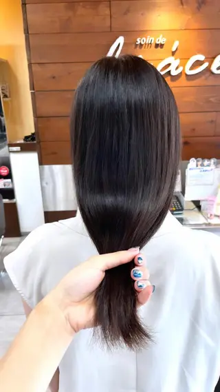 セミロング カラー ヘアアレンジ インナー×縮毛矯正 ピンクカラー澤井里菜のヘアスタイル