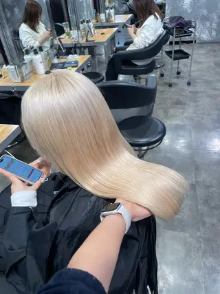 セミロング カラー ハイトーン 横浜💞ミオのヘアスタイル