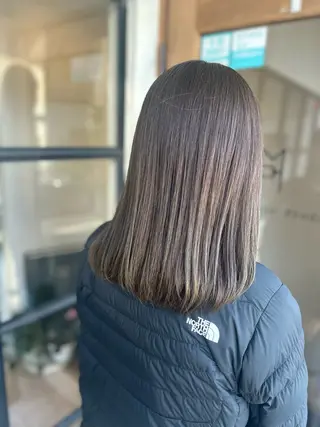 セミロング カラー 井上 花音のヘアスタイル