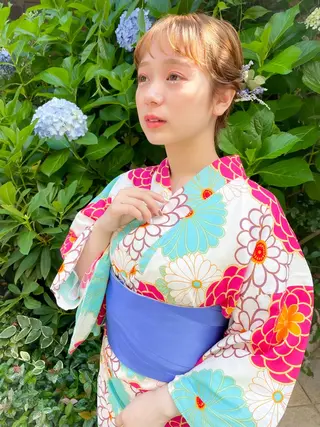 ミディアム カラー ヘアアレンジ 青沼夏未/オリーブ/ 寒色カラーのヘアスタイル