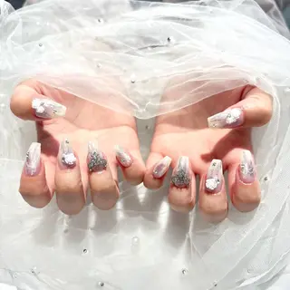 ネイル NiNa ビューティーサロン所属・Ni Naのネイルデザイン