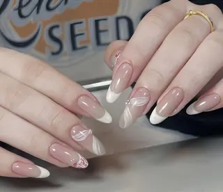 ネイル Pure&Rich Nailのネイルデザイン