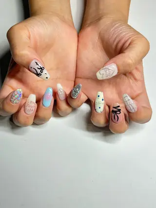 ネイル IROHA NAIL 真結子のネイルデザイン