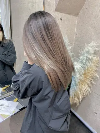 セミロング カラー ⭕️ダメージレス特化 髪質改善🥇丸山憲人のヘアスタイル