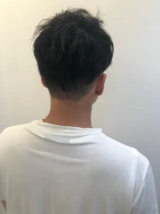 メンズ ツノガイ エリのヘアスタイル