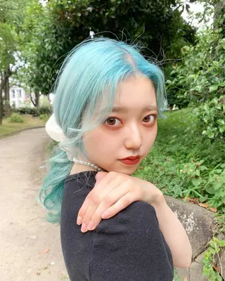 カラー RIKO👼🏻💓 韓国ガーリーのヘアスタイル