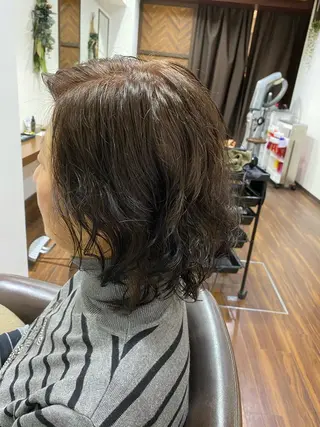 ミディアム ☘️お悩み解決☘️ 岡部恒輝のヘアスタイル