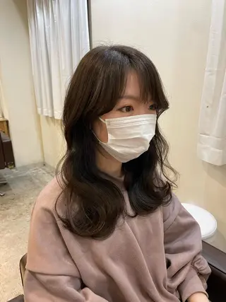セミロング カラー 髪質改善特化 🫧松野力也のヘアスタイル
