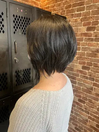 セミロング カラー パーマ ヘアアレンジ メンズ キッズ ネイル マツエク・マツパ アイブロウ 久木原 ゆりのヘアスタイル