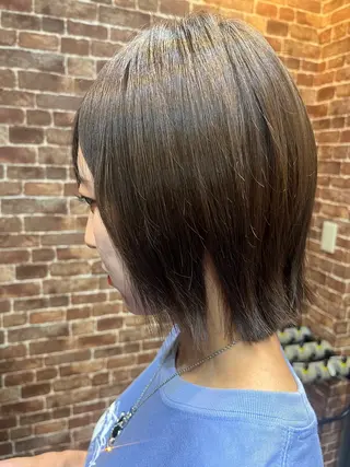 ミディアム カラー 久木原 ゆりのヘアスタイル