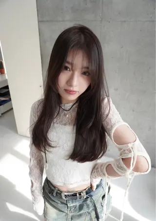 セミロング カラー ウルフカット ハッシュカット/七海のヘアスタイル