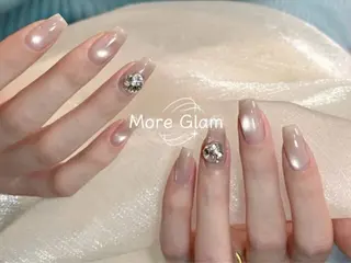 ミディアム more glam 原宿店のネイルデザイン