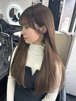 ロング stylist Momoのヘアスタイル