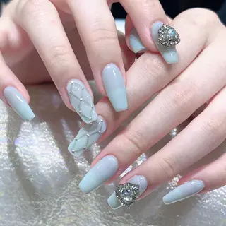 ネイル Queens マオのネイルデザイン