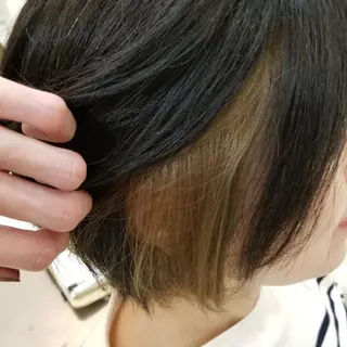 カラー SALOWIN栄 高須大貴のヘアスタイル