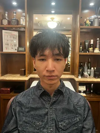 ミディアム 秋山 琳太のヘアスタイル