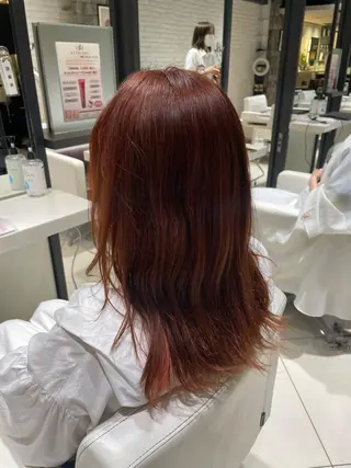 セミロング カラー 小野寺 もものヘアスタイル