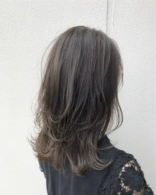 ロング 江副 朱星のヘアスタイル