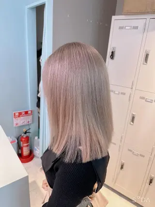 ミディアム カラー 🪄池袋ハイトーン 🪄ブリーチカラーのヘアスタイル