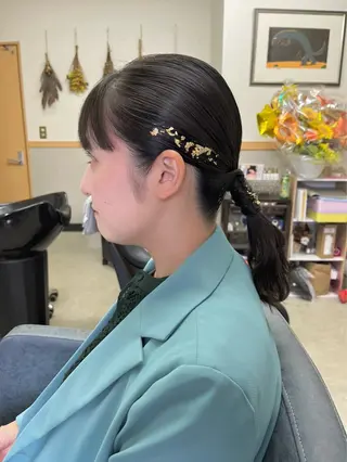 ミディアム 堀口 彩佳のヘアスタイル