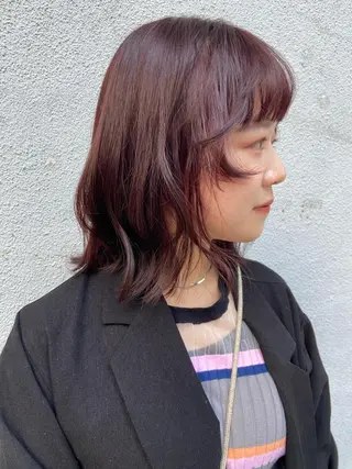 ミディアム カラー ヘアアレンジ Mirai 🧸のヘアスタイル