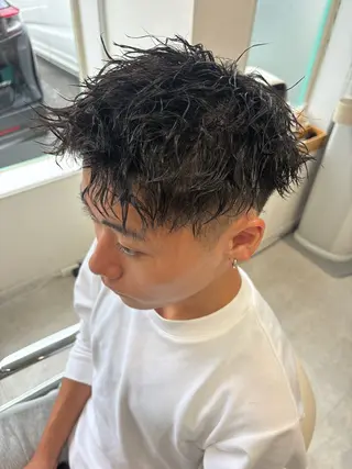 ショート パーマ メンズ 本間 颯太のヘアスタイル