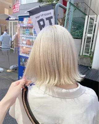 ショート カラー レイヤーの魔術師 𓍼takumi𓍼のヘアスタイル