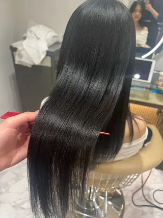 カラー 骨格／顔型／診断／ 伏見／飯味 華菜のヘアスタイル