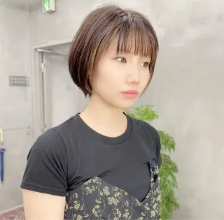 ショート カラー 似合わせカット✂︎ りょお🫧のヘアスタイル