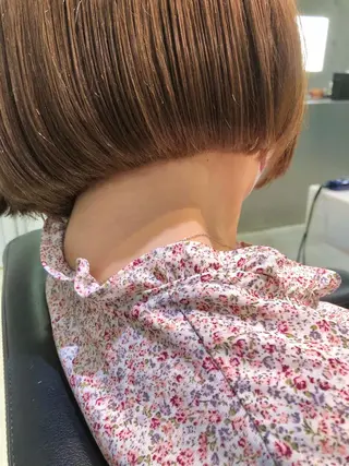 ショート カラー ハイトーン/ブリーチ 似合せカット/パーマのヘアスタイル