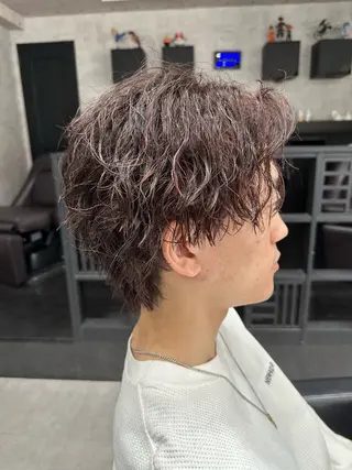 ショート パーマ メンズ ユウ🪄 パーマ指名No1のヘアスタイル