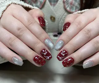 ネイル Pure&Rich Nailのネイルデザイン